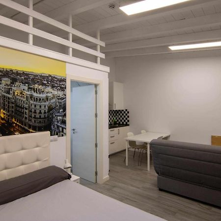 Loft Madrid Apartment เลออน ภายนอก รูปภาพ