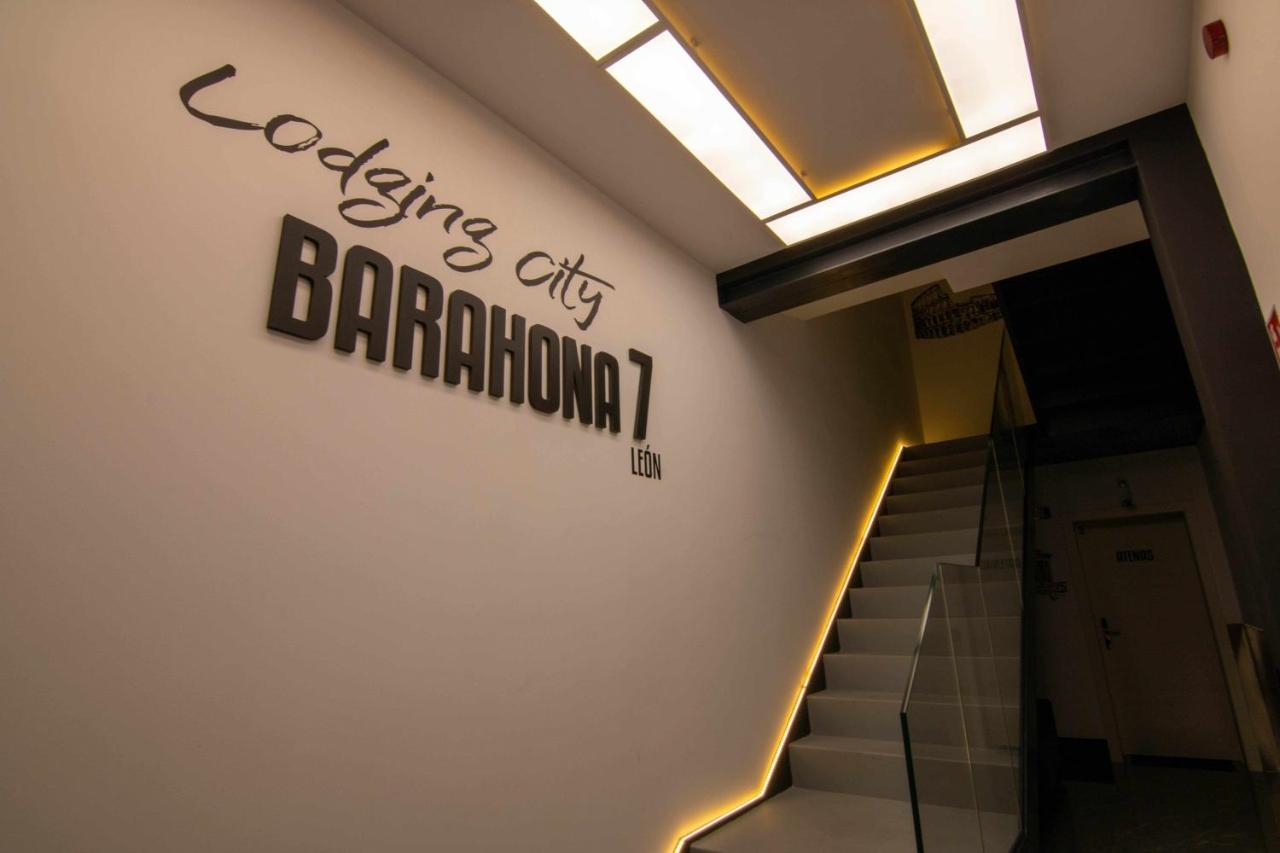 Loft Madrid Apartment เลออน ภายนอก รูปภาพ
